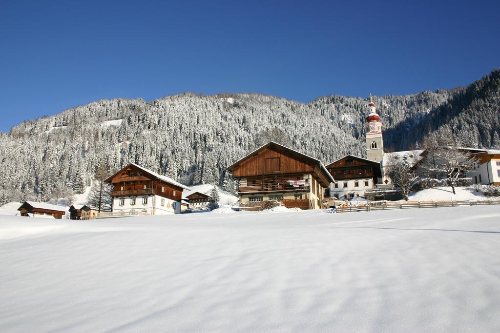 Bauernhof Im Wiesengrund Maria Luggau Exterior foto